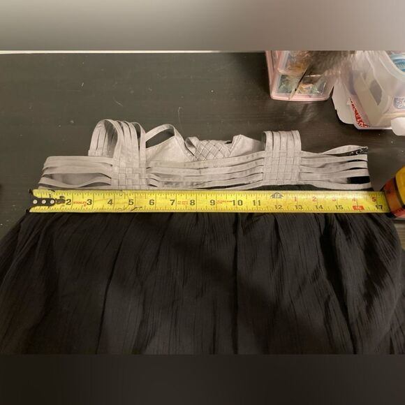 Interlúd Medium silver black tank top NWT 30% Silk - Picture 11 of 11